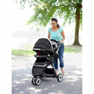 Stroller/Car Seat Travel System - Image 4